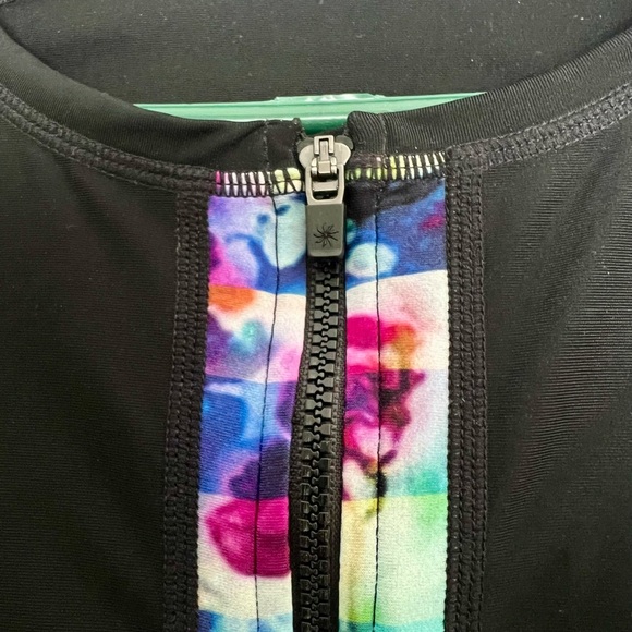 Athleta rashguard | size small - Picture 2 of 3